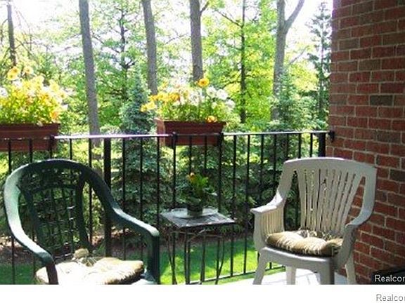 3rd image of 3878 Appaloosa Dr #1