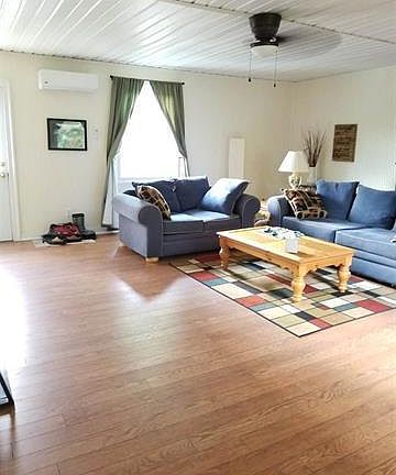 4th image of 3713 Morton Dr