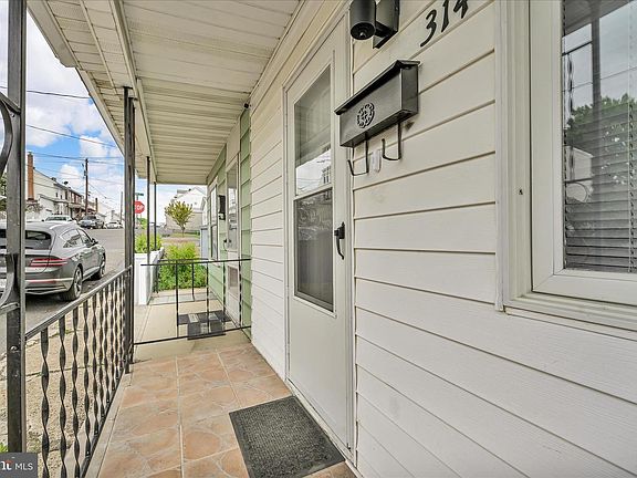 3rd image of 314 Pottsville St