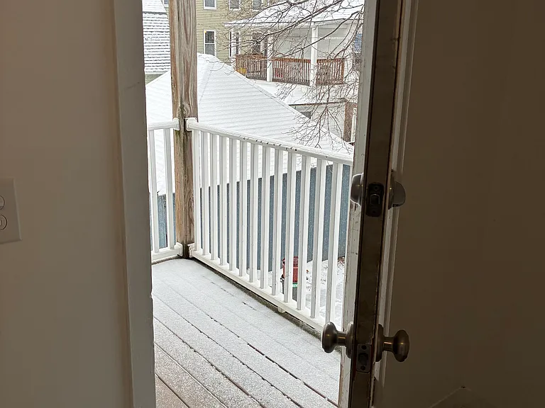 170 Pine St #4 — Photo 25