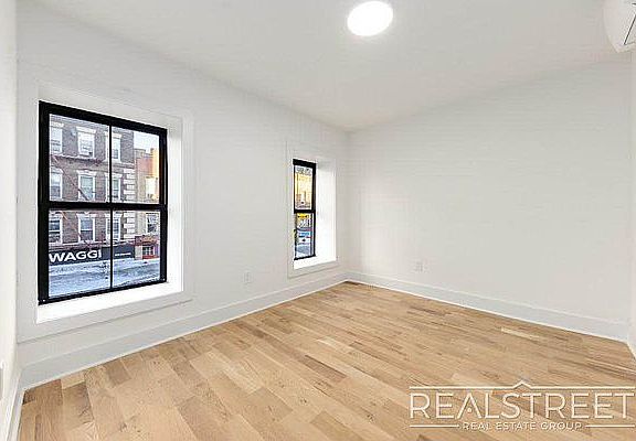 2nd image of 662 Nostrand Ave APT 2
