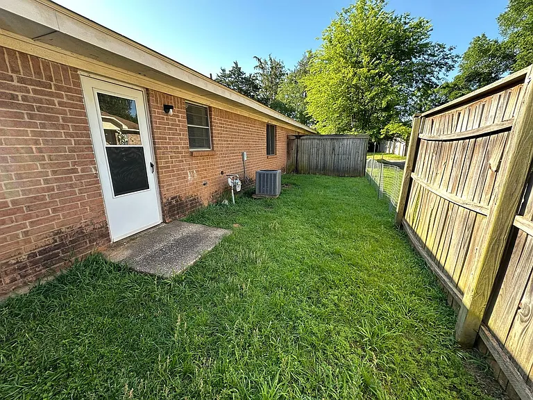 210 Memory Ln — Photo 19