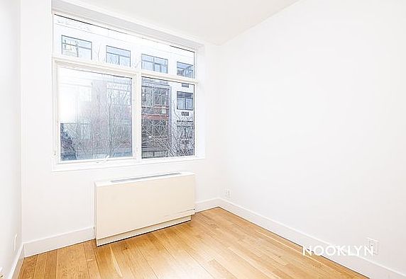 5th image of 114 Troutman St #436