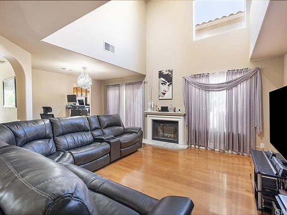4th image of 14300 Terra Bella St Unit 48