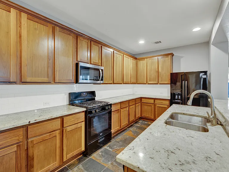 128 Sage Meadows Dr — Photo 9