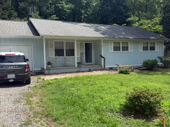 (undisclosed Address), Hartfield, VA 23071