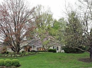 1328 Prather Rd, Lexington, KY 40502