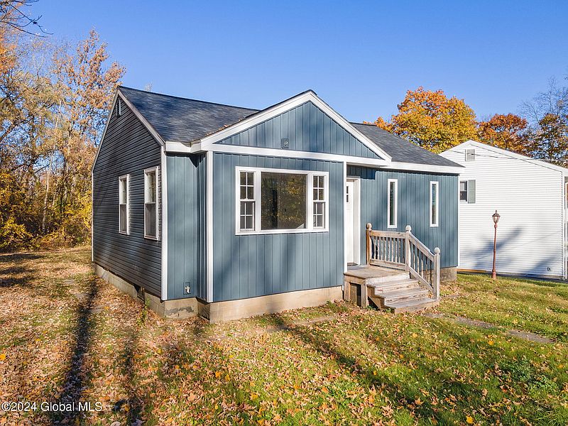 2nd image of 388 Gordon Road