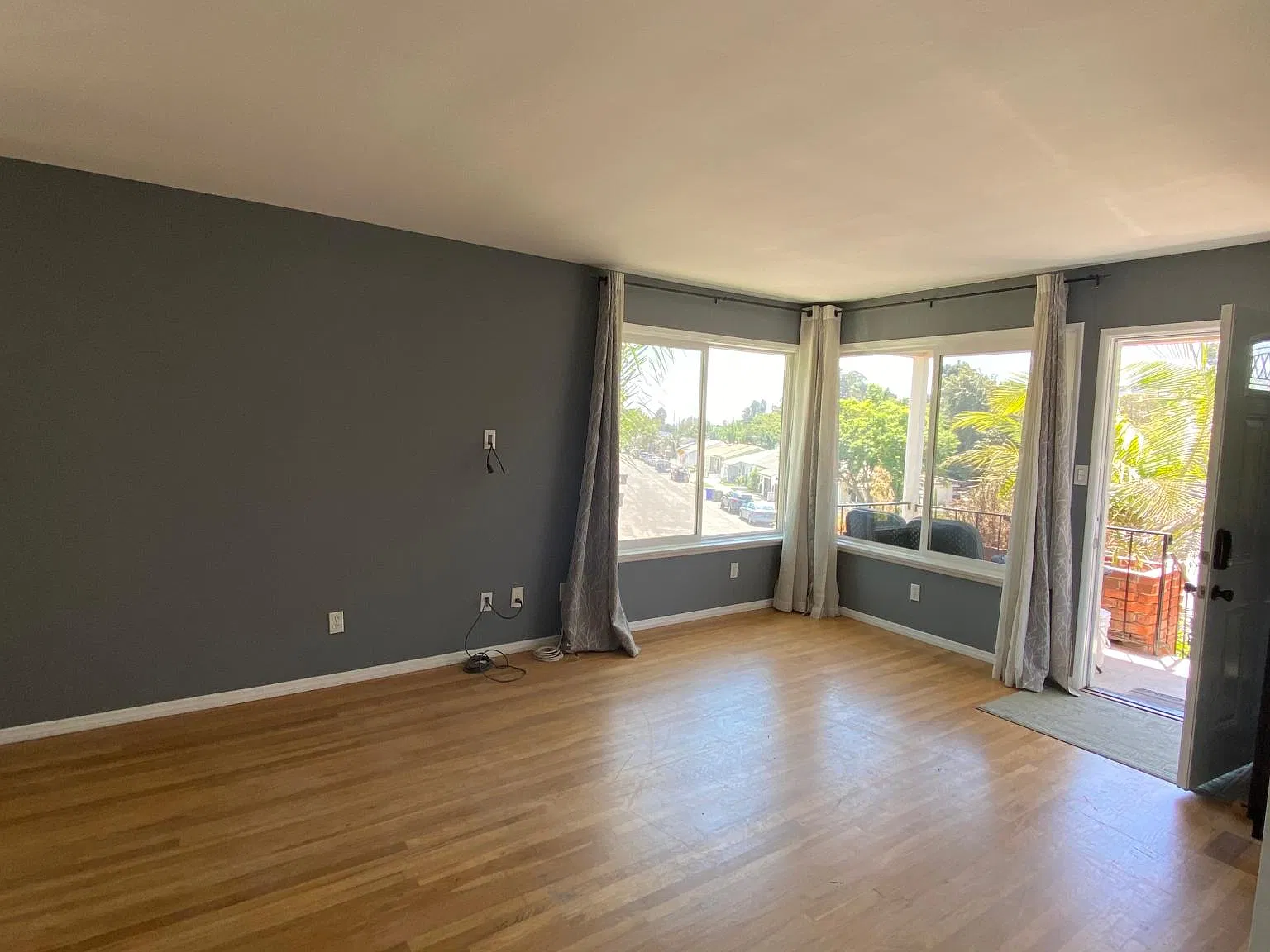 3604 Poe St — Photo 3
