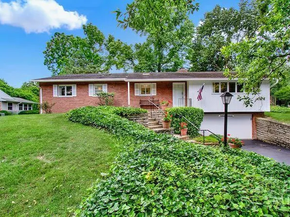 5961 Crittenden Dr, Cincinnati, OH 45244