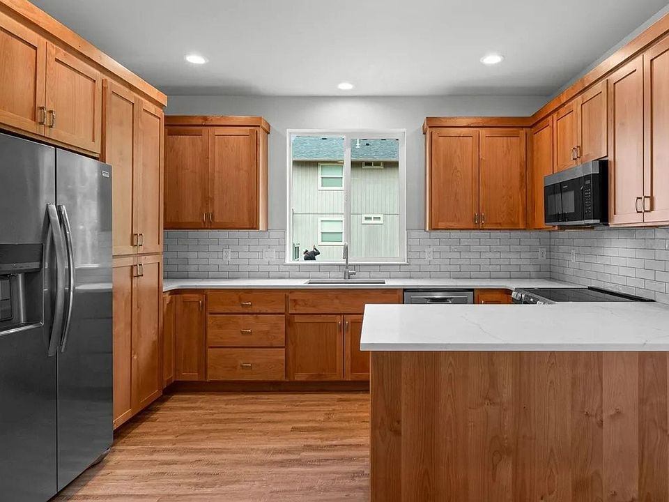 1st image of 865 Sw Grv #102