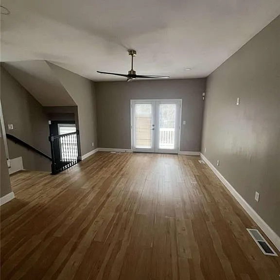 738 Prince Pl NW — Photo 8