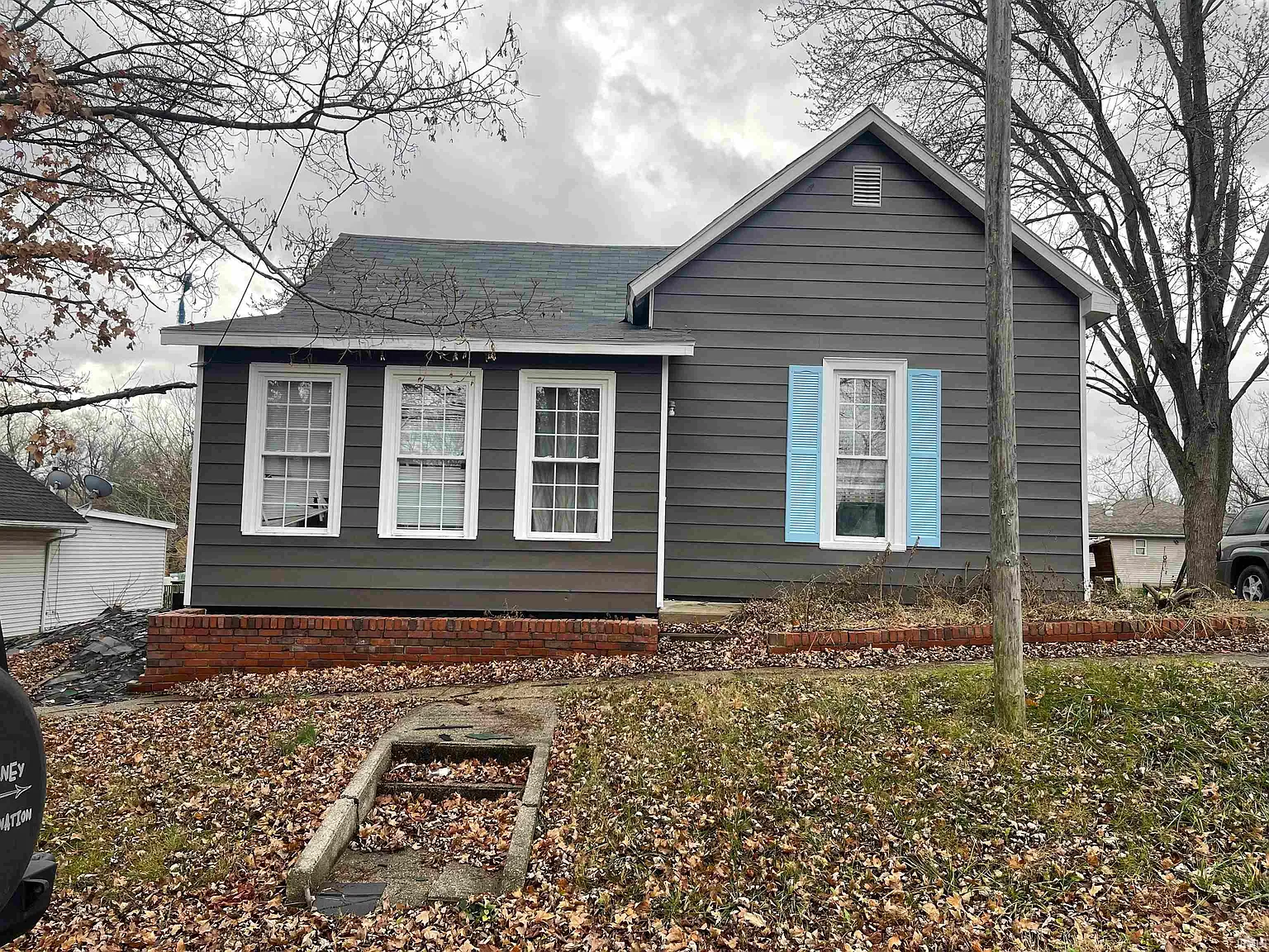 504 E North St photo 1