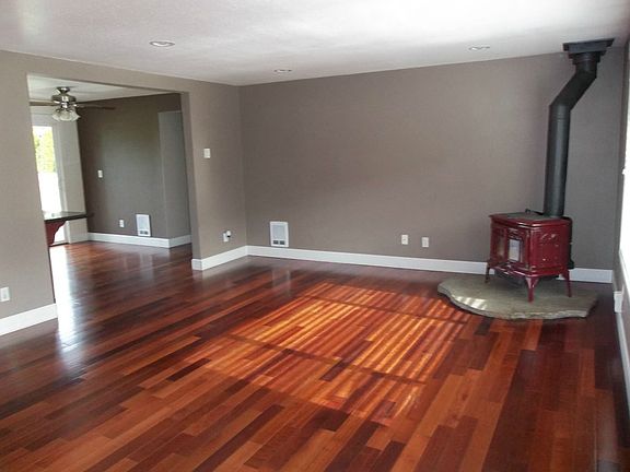 2nd image of 5417 80th St NE