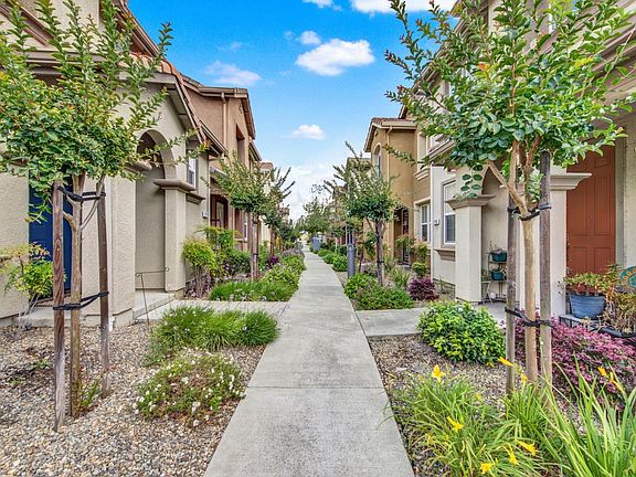 5th image of 2732 Soho Lane