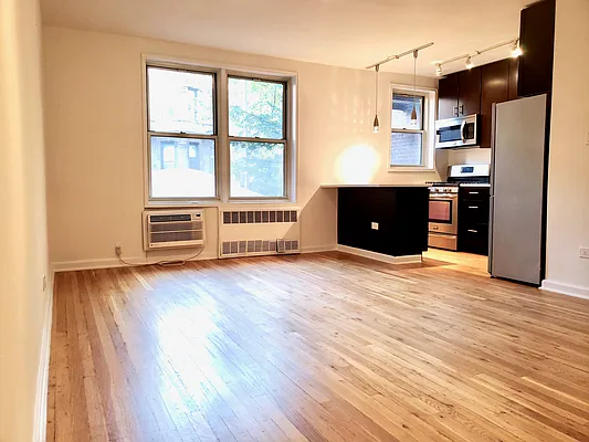Sold by Compass | media 23