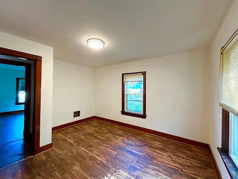 229 Medford St — Photo 23