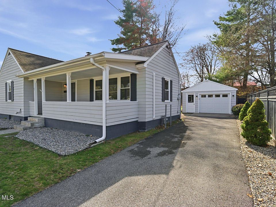 23 Thomas Street, Queensbury, NY 12804 | Zillow