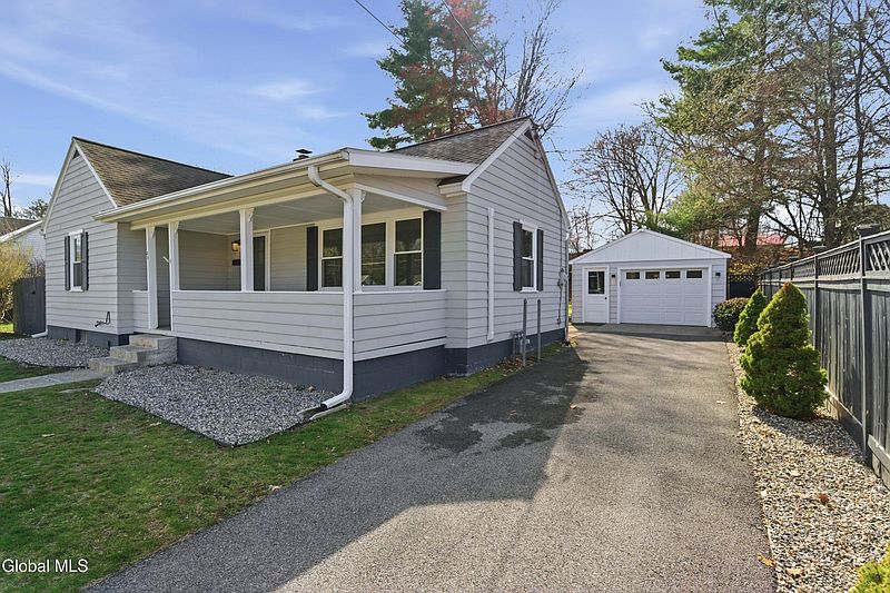 2nd image of 23 Thomas Street