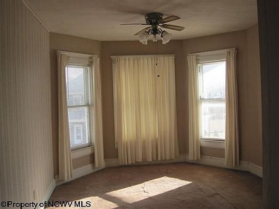 3rd image of 1516 Lavalette Ave