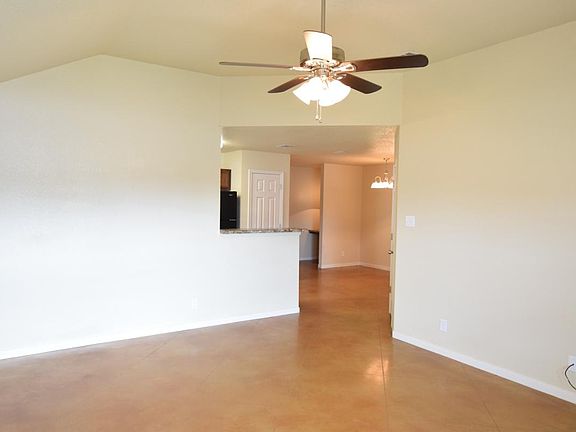 4th image of 522 Kacie Dr