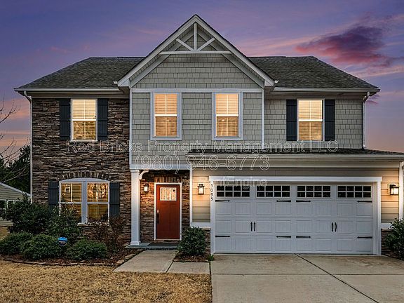 2nd image of 5095 Crabapple Ln
