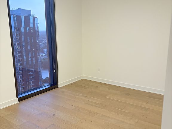 4th image of 84 East Ave #3408