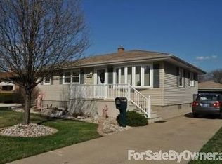 8031 Columbia Ave, Munster, IN 46321