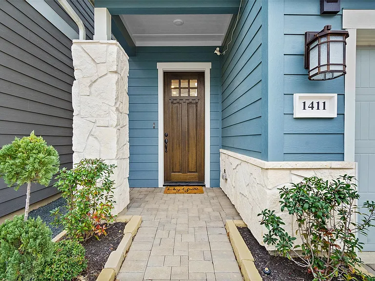 1411 Biondo Way — Photo 5