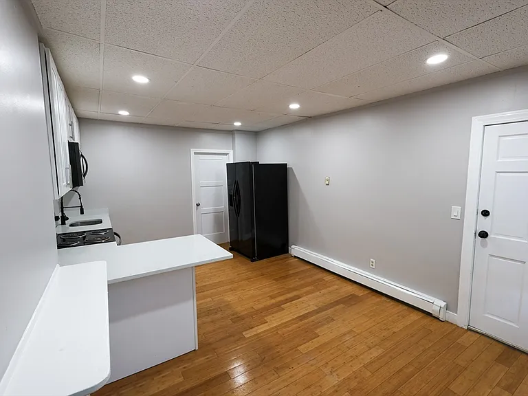 43 Coleman St #1 — Photo 4