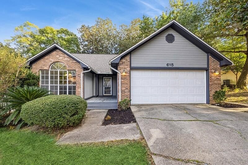 1st image of 615 Kathleen Ct