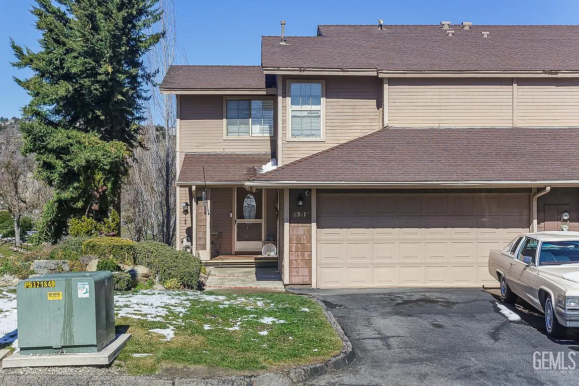 18571 Glenview Ct photo 1