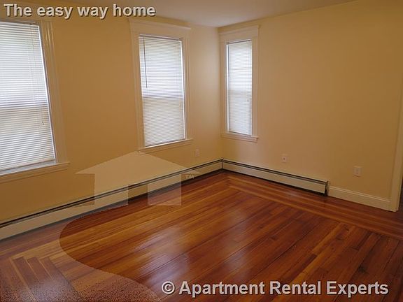 3rd image of 223 Willow Ave #1