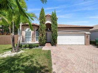 8555 NW 111th Ct, Doral, FL 33178