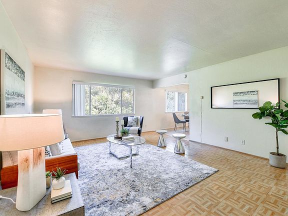3rd image of 3044 Capp St