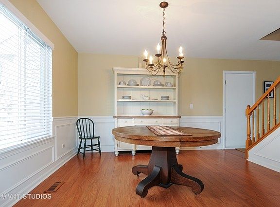 5th image of 2745 Olympic Ct