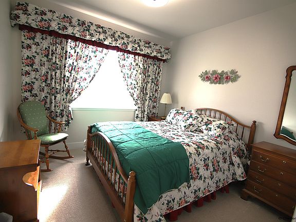 4th image of 4934 Carla Dr