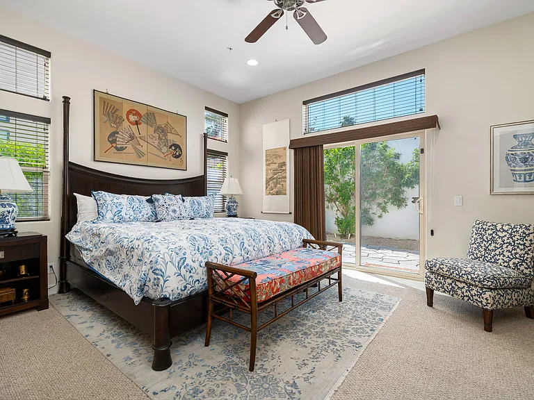 53385 Avenida Mendoza — Photo 21