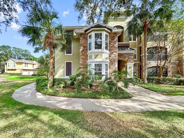 10108 Courtney Oaks Cir APT 203, Tampa, FL 33619