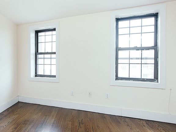 5th image of 1038 Flushing Ave APT 3R