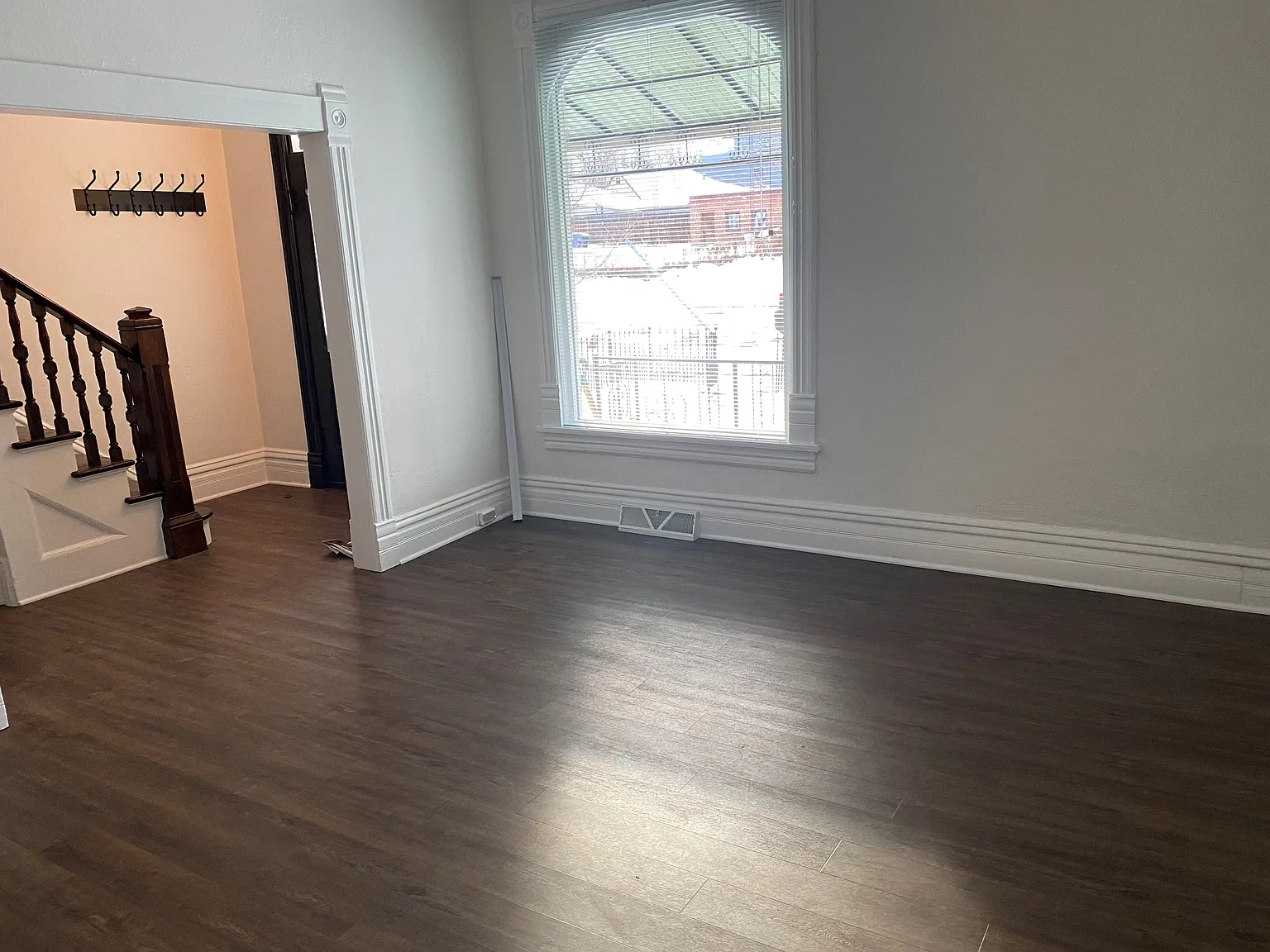 2 bed, 1300 sqft, $3,500 — Photo 3