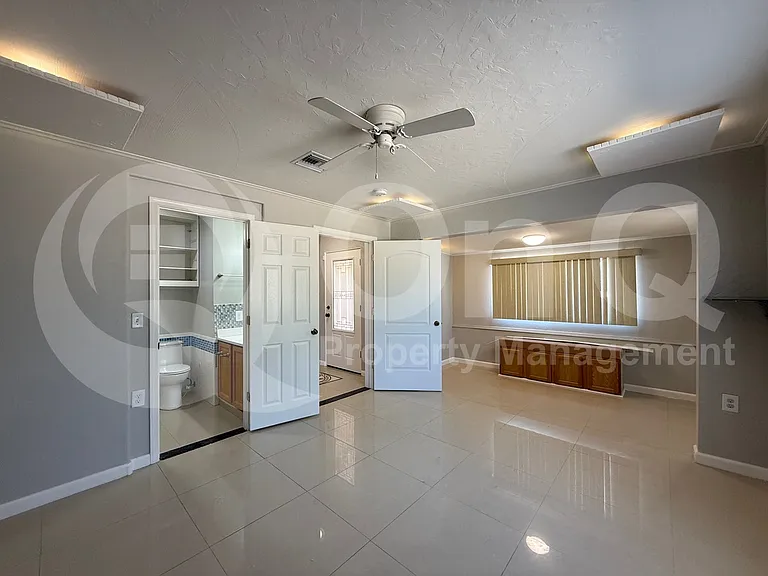 3838 E Seneca St — Photo 14