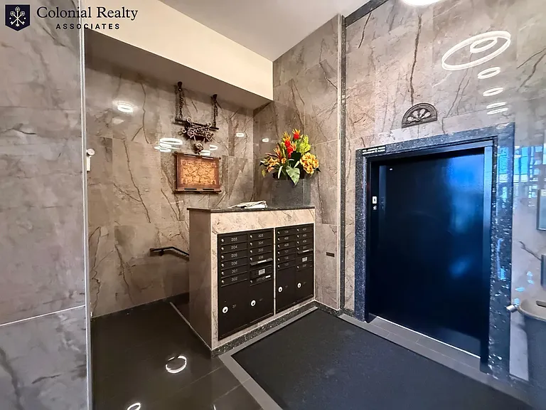 1028 Commonwealth Ave #204 — Photo 10