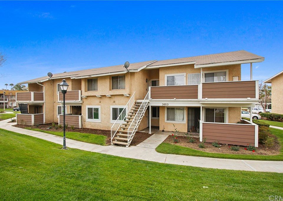 1st image of 3653 Oak Creek Dr Unit B