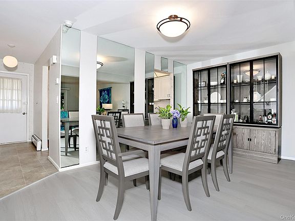 3rd image of 287 Parkside Drive