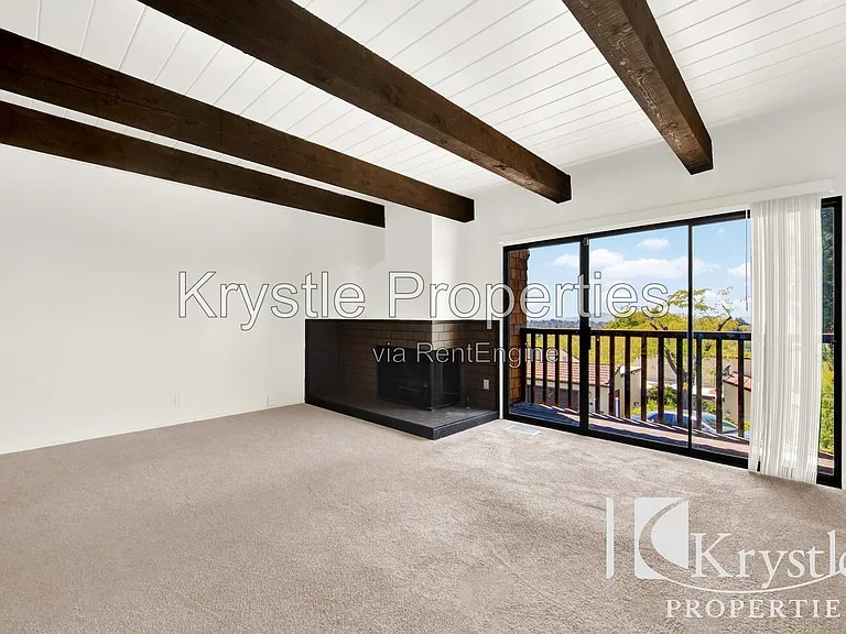 196 Kathy Ellen Dr — Photo 1