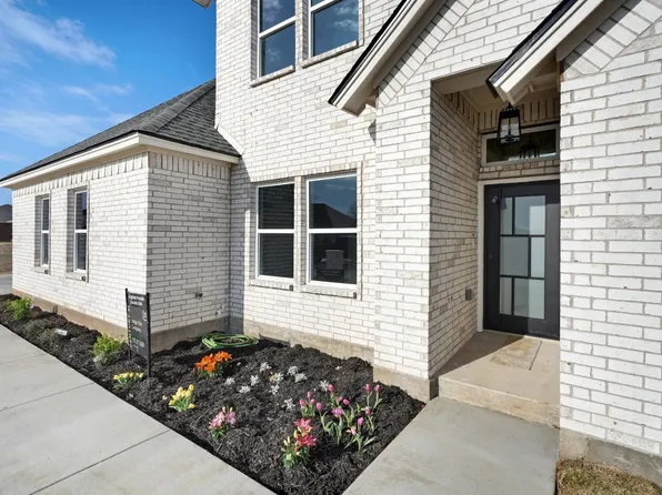 705 Holiday Hills Dr, Mineral Wells, TX 76067