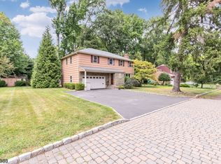 19 Doering Way, Cranford, NJ 07016