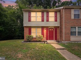 3601 Wharf Ln, Triangle, VA 22172