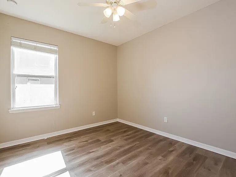 194 Compass Rose Dr — Photo 12